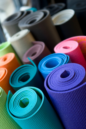Yoga Sticky Mat (24" X 68" X 1/8 inch.)(Purple)