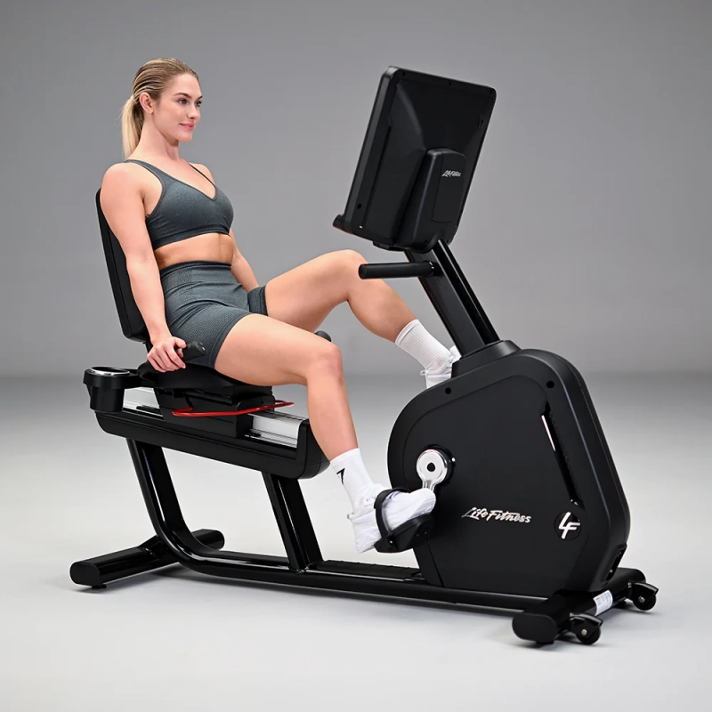 Life Fitness Club Series Plus Recumbent Lifecycle Bike