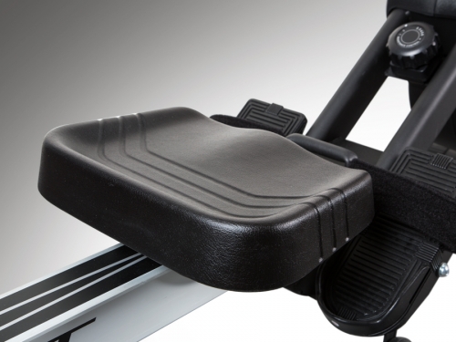 BodyCraft VR200 Rowing Machine Deep Contoured Seat Body Craft VR200 Rowing Machine