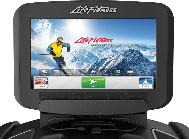 FitnessZone Life Fitness Platinum Club Treadmill with Discover SE Tablet Console